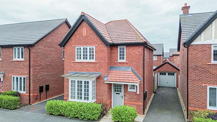 3 Bedroom Detached House For Sale In Galebrook Way, Appleton Thorn, Warrington, WA4