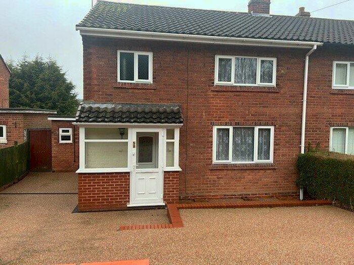 3 Bedroom House To Rent In Bear Hill, Alvechurch, Birmingham, Worcestershire, B48
