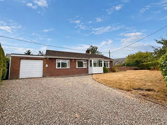 3 Bedroom Bungalow For Sale In Clun Road, Aston-On-Clun, Craven Arms, SY7