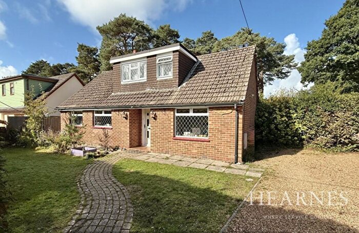 4 Bedroom Detached Bungalow For Sale In Tricketts Lane, Ferndown, BH22