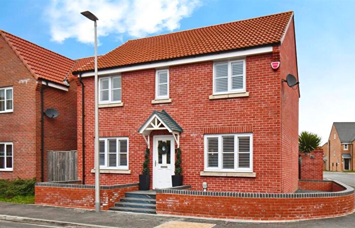 4 Bedroom Detached House For Sale In Bounty Drive, Kingswood, Hull, HU7