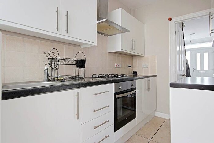 4 Bedroom Terraced House To Rent In Portland Road, London, SE25