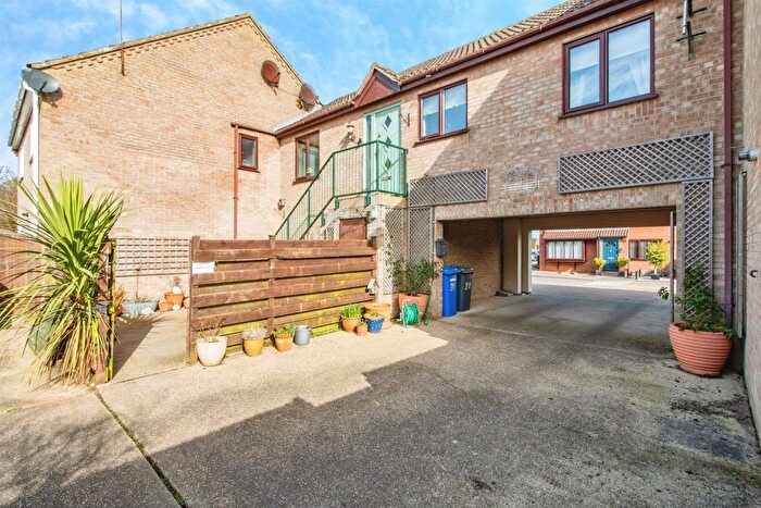 1 Bedroom Maisonette For Sale In Staplehurst Close, Carlton Colville, Lowestoft, NR33
