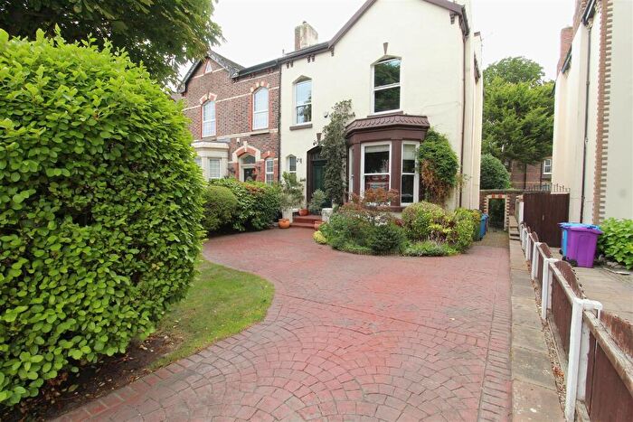 5 Bedroom Semi-Detached House For Sale In Victoria Drive, Orrell Park, Liverpool, L9
