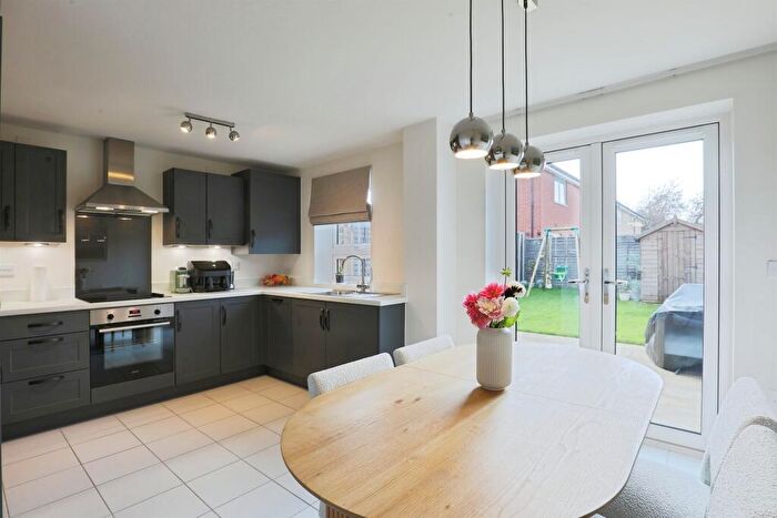 3 Bedroom Semi-Detached House For Sale In Brewin Road, Upper Lighthorne, Leamington Spa, CV33