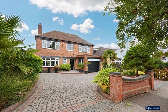 4 Bedroom Detached House For Sale In Great Nelmes Chase, Emerson Park, Hornchurch, RM11