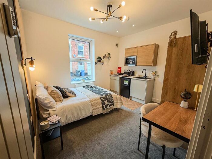 Studio To Rent In Crosby Street, Derby, DE22