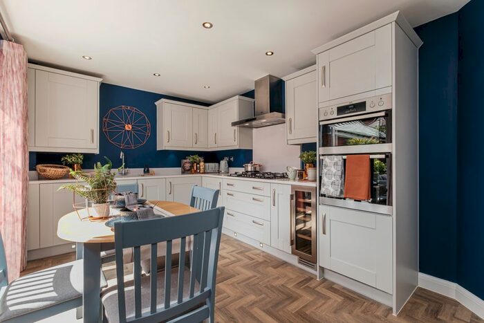 4 Bedroom Detached House For Sale In "Ashington" At Gowering Way, Abingdon, OX14