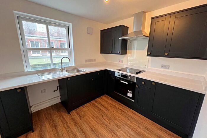 1 Bedroom Flat To Rent In Blandford Town Centre, DT11