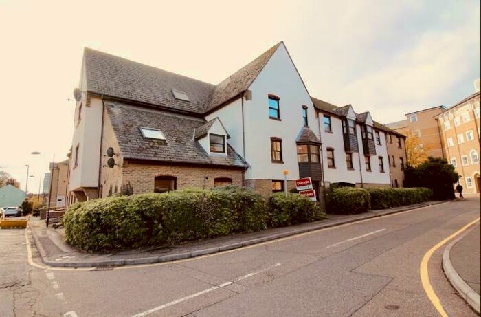 1 Bedroom Apartment To Rent In Glebe Road, Chelmsford, CM1