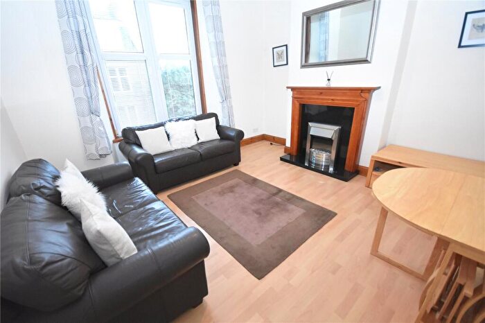 2 Bedroom Flat To Rent In Hartington Road, St Floor Right, Aberdeen, AB10