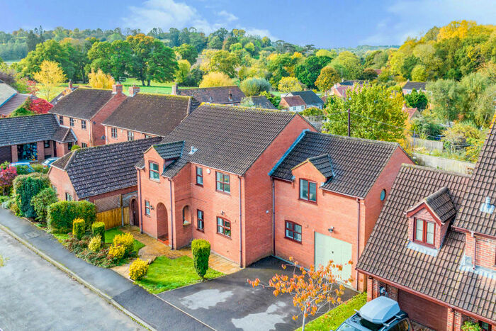 4 Bedroom Detached House For Sale In Stormore, Dilton Marsh, BA13