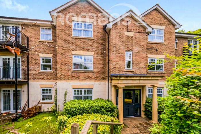 2 Bedroom Apartment To Rent In Gerrard Court, High Wycombe, HP12