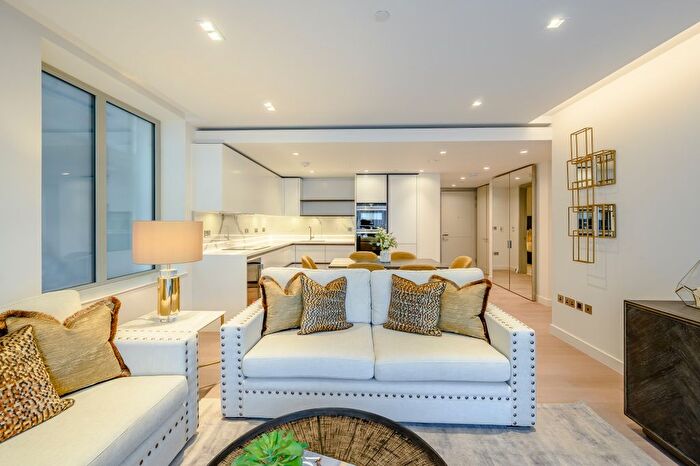 3 Bedroom Flat To Rent In Edgware Road, London, W2