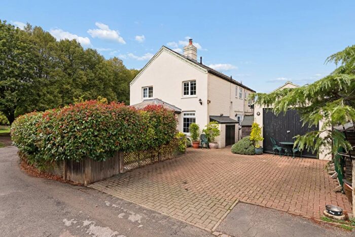2 Bedroom Semi-Detached House For Sale In Vicarage Road, Bradwell, Milton Keynes, MK13