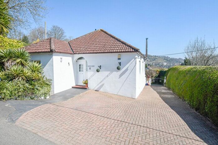 3 Bedroom Detached Bungalow For Sale In Cowper Road, River, CT17