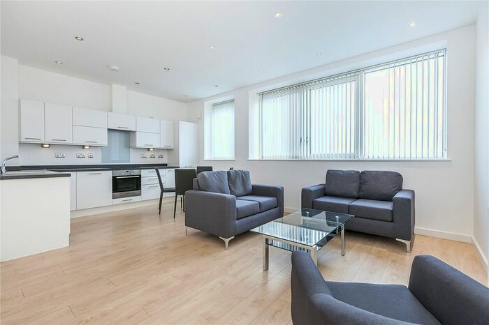 1 Bedroom Flat To Rent In High Street, London, E15