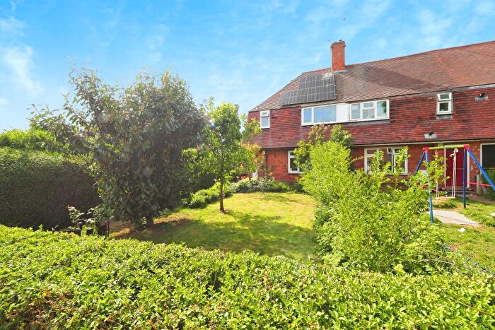3 Bedroom Semi-Detached House For Sale In Aspley Lane, Nottingham, NG8