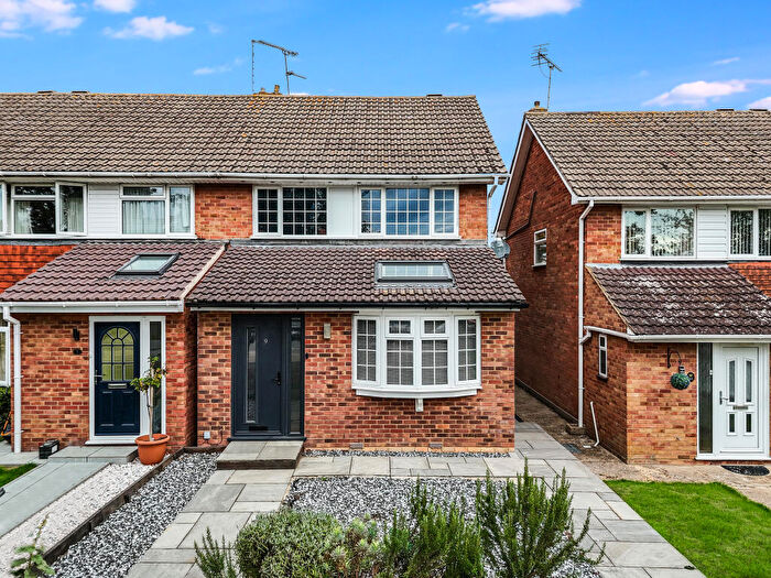4 Bedroom End Of Terrace House For Sale In Laurence Croft, Writtle, Chelmsford, CM1
