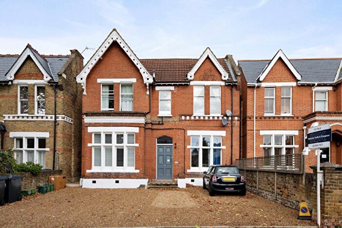 2 Bedroom Flat To Rent In Woodville Road, London, W5