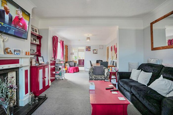 3 Bedroom End Of Terrace House For Sale In Millfield Road, North Walsham, NR28