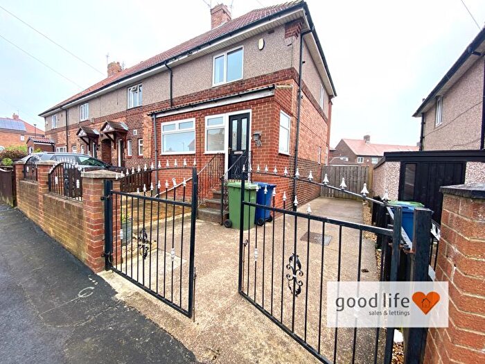 2 Bedroom Terraced House To Rent In Scruton Avenue, Plains Farm, Sunderland, SR3