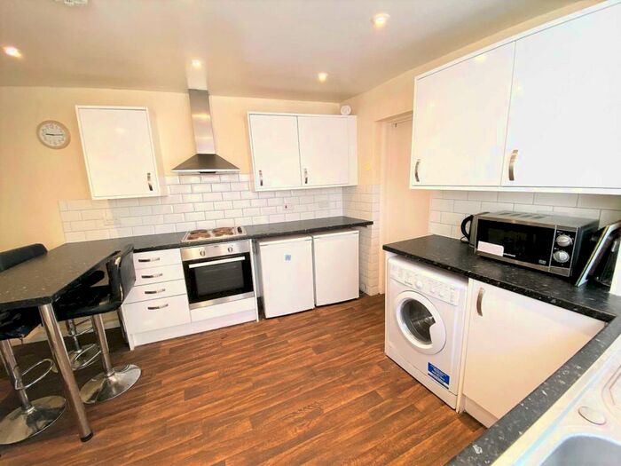 3 Bedroom Terraced House To Rent In Whitstable Road, Canterbury, CT2