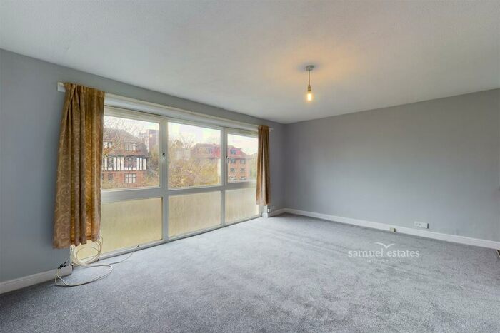 1 Bedroom Flat To Rent In Rowland Court, Addiscombe Road, Croydon, CR0