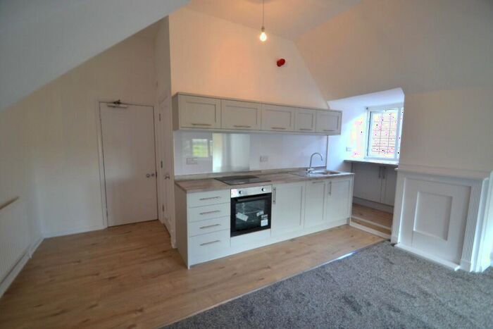 Studio To Rent In Cowfold Road, RH13