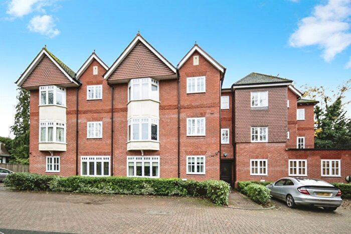 1 Bedroom Flat For Sale In Mulberry Court, Kenilworth, CV8