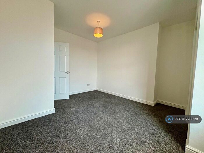 2 Bedroom Flat To Rent In Egerton Court, Barrow-In-Furness, LA14