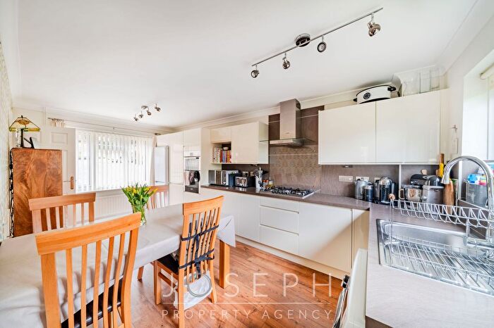 3 Bedroom Detached House For Sale In Belmont Road, Ipswich, IP2