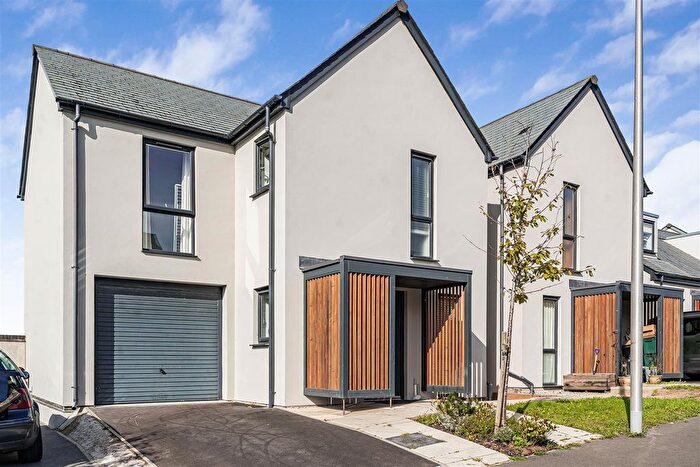 4 Bedroom Detached House For Sale In Applegate Way, Kingsbridge, TQ7