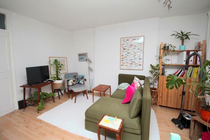 1 Bedroom Flat To Rent In Hackney Road, Shoreditch, London, E2