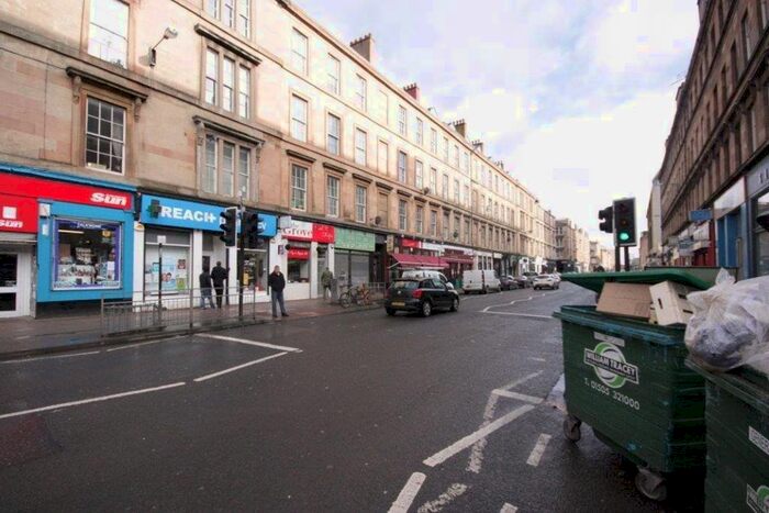3 Bedroom Flat To Rent In Argyle Street, Glasgow, G3