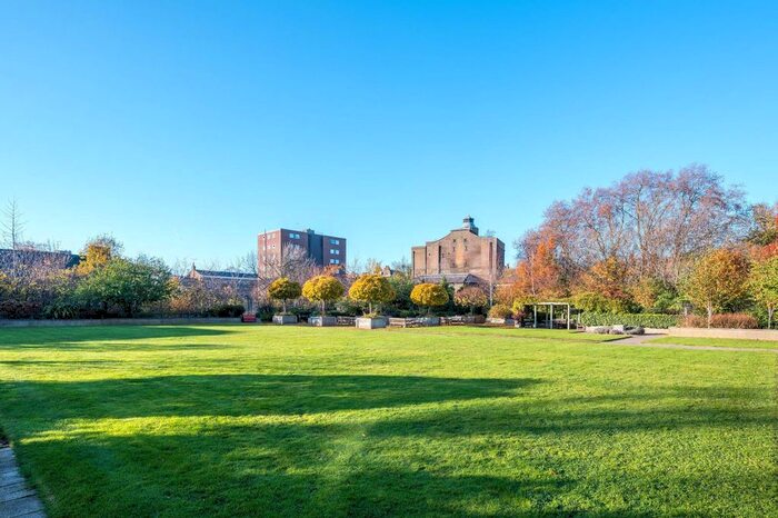 1 Bedroom Flat To Rent In Myddelton Passage, Clerkenwell, London, EC1R