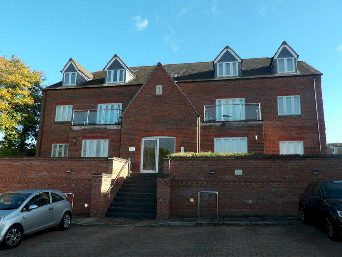 2 Bedroom Apartment To Rent In Valeview House, Cotgrave, NG12