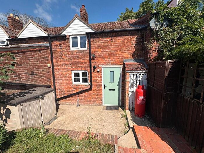 2 Bedroom Terraced House For Sale In Grange Lane, Covenham St. Bartholomew, LN11