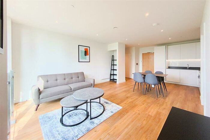 2 Bedroom Apartment To Rent In Mount Yard, Old Mount Street, M4