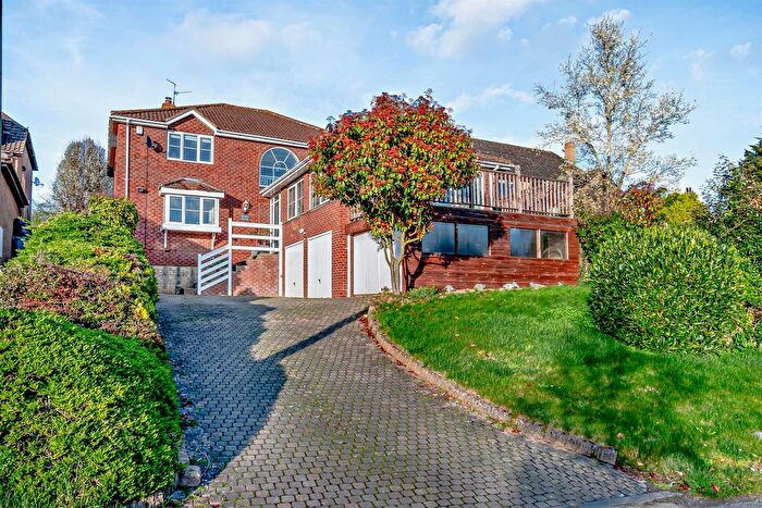 4 Bedroom Detached House For Sale In Lound Road, Toft, Bourne, PE10