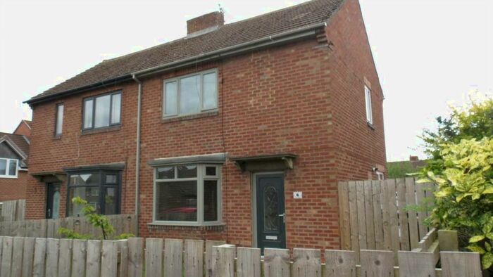 2 Bedroom Semi-Detached House To Rent In Wooler Square, Wideopen, NE13