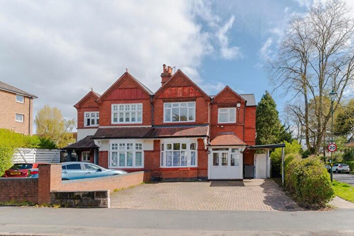 4 Bedroom Semi Detached House For Sale In Lordswood Road, Harborne, B17