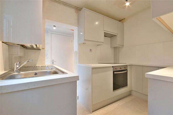 1 Bedroom Flat To Rent In Ravenshaw Street, West Hampstead, NW6