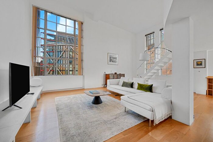 2 Bedroom Flat For Sale In Bankside Lofts, Hopton Street, SE1