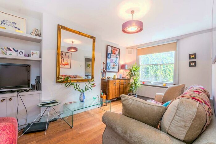 1 Bedroom Flat To Rent In Berriman Road, Islington, London, N7