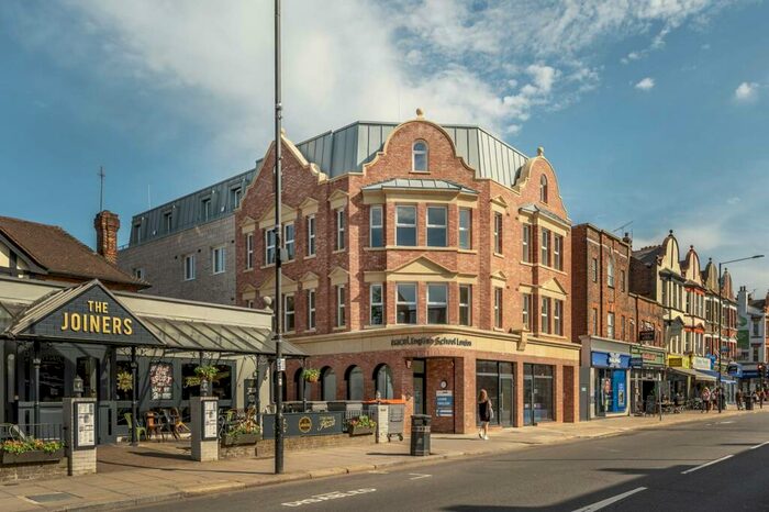 2 Bedroom Flat To Rent In Ballards Lane, Church End, London, N3