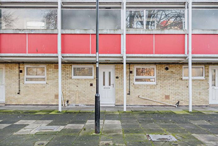 1 Bedroom Flat For Sale In Golden Grove, Southampton, SO14