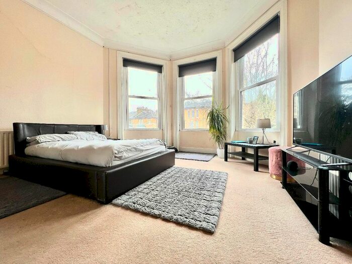 1 Bedroom Flat To Rent In Anerley Park, London, SE20