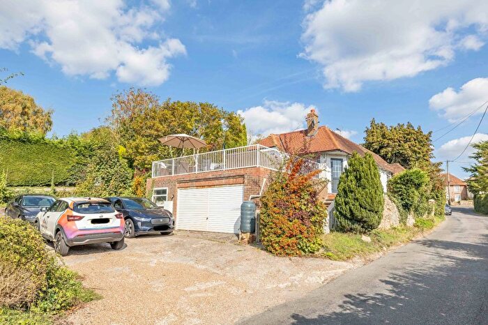 3 Bedroom Detached House For Sale In Frith Road, Aldington, Ashford, Kent, TN25