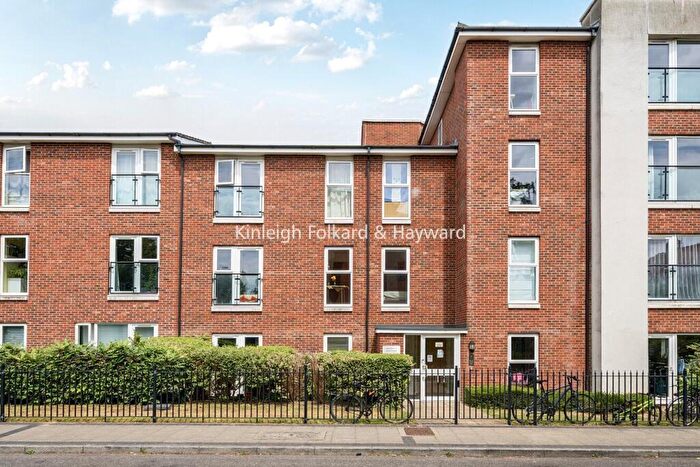2 Bedroom Flat To Rent In Calypso Crescent, Peckham, London, SE15